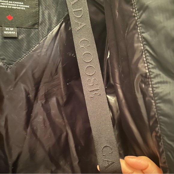 Canada Goose Alliston Long Parka Red Logo Jacket Black size xs - Picture 10 of 16